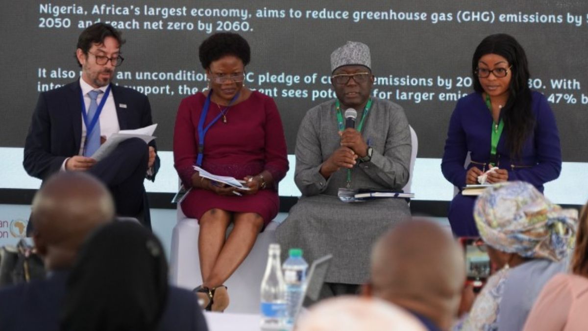 La Declaración de Nairobi, fruto de la Cumbre sobre el Clima de África, pide un impuesto universal sobre el comercio de combustibles fósiles (Imagen: UNFCCC / Flickr, CC BY-NC-SA ) La Declaración de Nairobi, fruto de la Cumbre sobre el Clima de África, pide un impuesto universal sobre el comercio de combustibles fósiles (Imagen: UNFCCC / Flickr, CC BY-NC-SA )