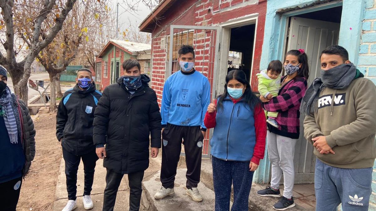 Simpatizantes de Gutiérrez Sport Club hicieron una gran obra solidaria