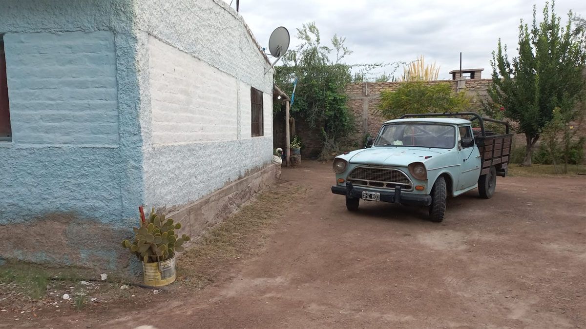 Dos hombres en un auto gris llegaron hasta la casa de Hernán Torres, le dispararon y escaparon.