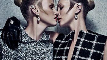 El juego de seducción de Lara Stone y Kate Moss