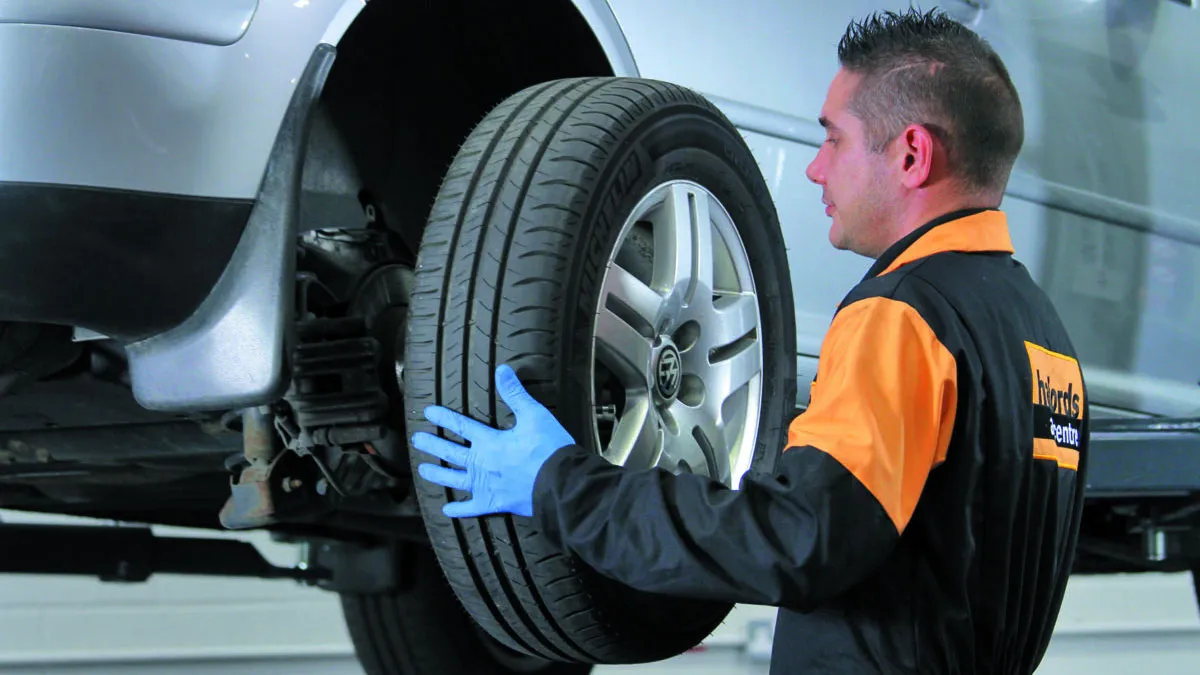 Los precios de los neumáticos también se dispararon.