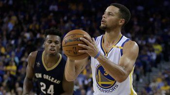 Stephen Curry batió un nuevo record en la NBA