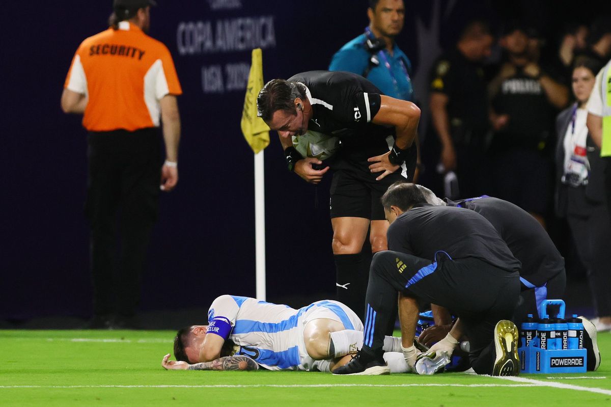 Messi lesionado en la final de la Copa América 2024. Messi lesionado en la final de la Copa América 2024.