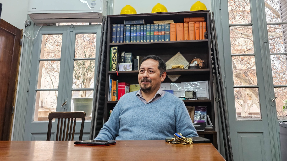 Leonardo Aguilera, intendente del Pasaje San Martín. Fotos: Nicolás Ríos. Leonardo Aguilera, intendente del Pasaje San Martín. Fotos: Nicolás Ríos.