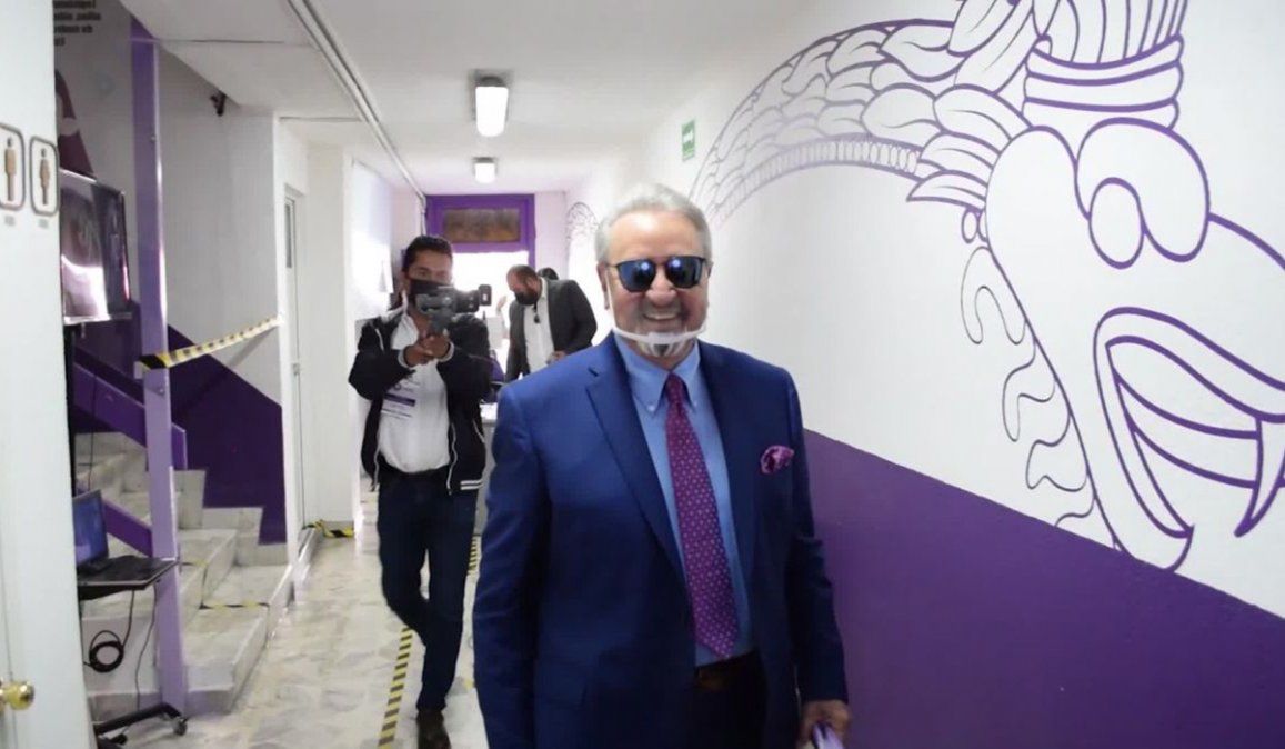 Carlos Villagrán, el popular Quico de El Chavo del Ocho, aspira a convertirse en gobernador de Querétaro