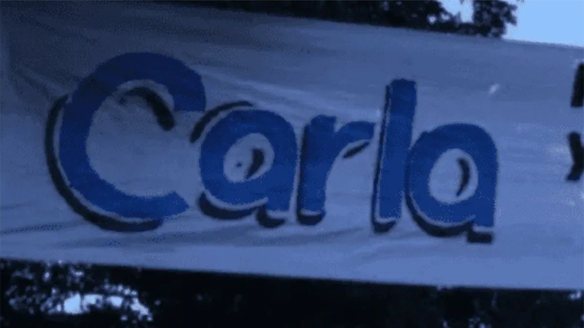 El pasacalles que le dedicaron a la seño Carla sigue siendo viral.&nbsp;