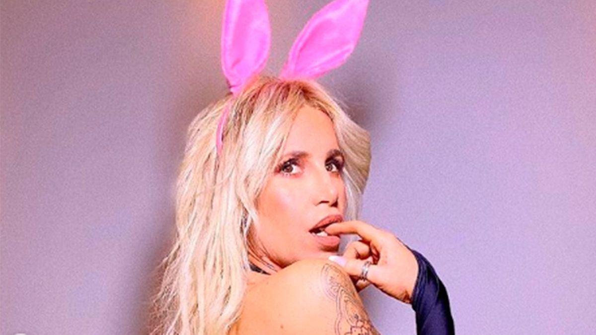 Florencia Peña se disfrazó de conejita de Playboy y ardió todo