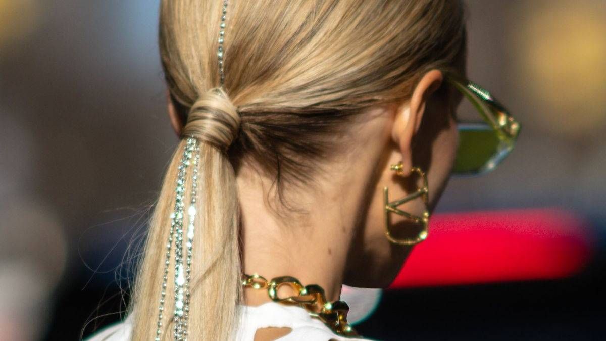 Más de 15 peinados fáciles para lucir espléndida en Año Nuevo. Más de 15 peinados fáciles para lucir espléndida en Año Nuevo.