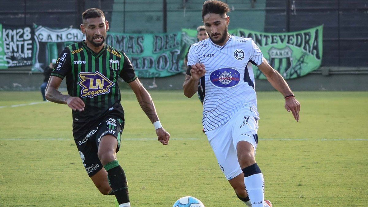 Corre el polifuncional&nbsp; Matías Viguet. Fotos: gentileza Prensa Nueva Chicago.