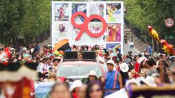 Los turistas que llegaron a disfrutar de la Vendimia dejaron en 3 días unos $11.714 millones en Mendoza. Los turistas que llegaron a disfrutar de la Vendimia dejaron en 3 días unos $11.714 millones en Mendoza.