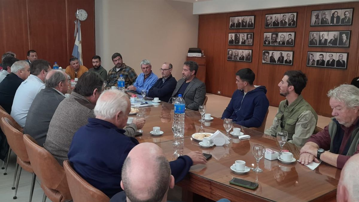 Mario Isgró se reunió con referentes de la Cámara Empresaria de San Rafael.