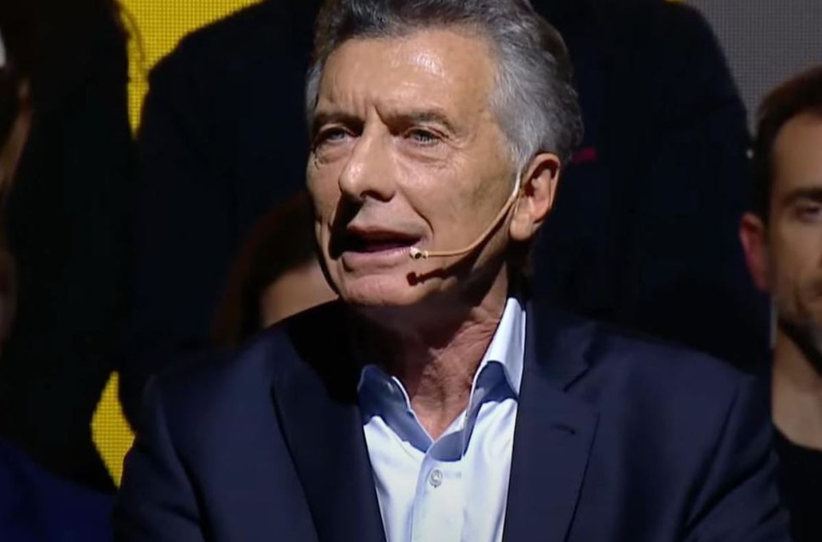 Mauricio Macri es hoy un político atormentado. En su entorno dicen que MIlei es como el escorpión que mata a la rana (Macri) que lo está ayudando a cruzar el río.