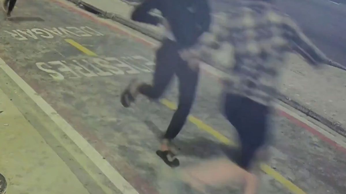 Un turista argentino fue brutalmente atacado por motochorros en Río de Janeiro, que lo dejaron inconsciente.