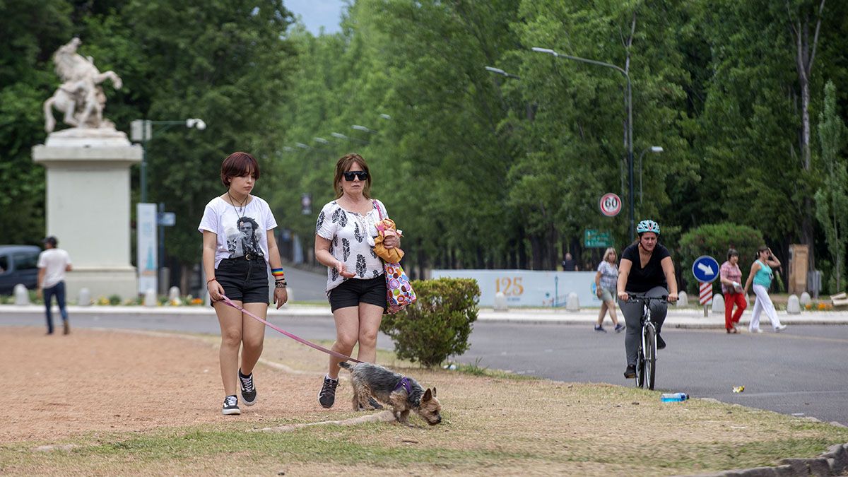 En el día de la madre, el pronóstico del tiempo anticipa un domingo con una máxima de 30 grados para disfrutar al aire libre. Imagen ilustrativa. En el día de la madre, el pronóstico del tiempo anticipa un domingo con una máxima de 30 grados para disfrutar al aire libre. Imagen ilustrativa.
