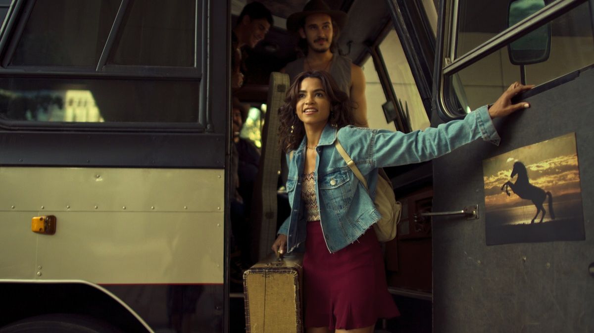 Lucy Alves interpreta a Deusa en la serie brasileña de Netflix.