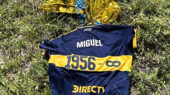 El impensado lugar en donde cayó la camiseta que Boca lanzó al cielo por Miguel Ángel Russo El impensado lugar en donde cayó la camiseta que Boca lanzó al cielo por Miguel Ángel Russo