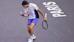 Francisco Cerúndolo avanzó en el&nbsp; Masters 1000 de París.&nbsp;