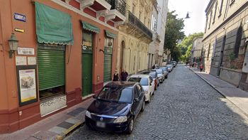 Un hombre de 72 años fue apuñalado por un cuidacoches tras negarse a darle dinero