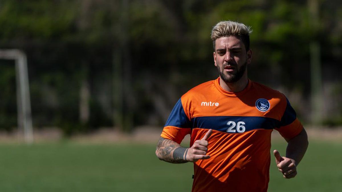 Alejandro Rébola ya entrena en la Lepra