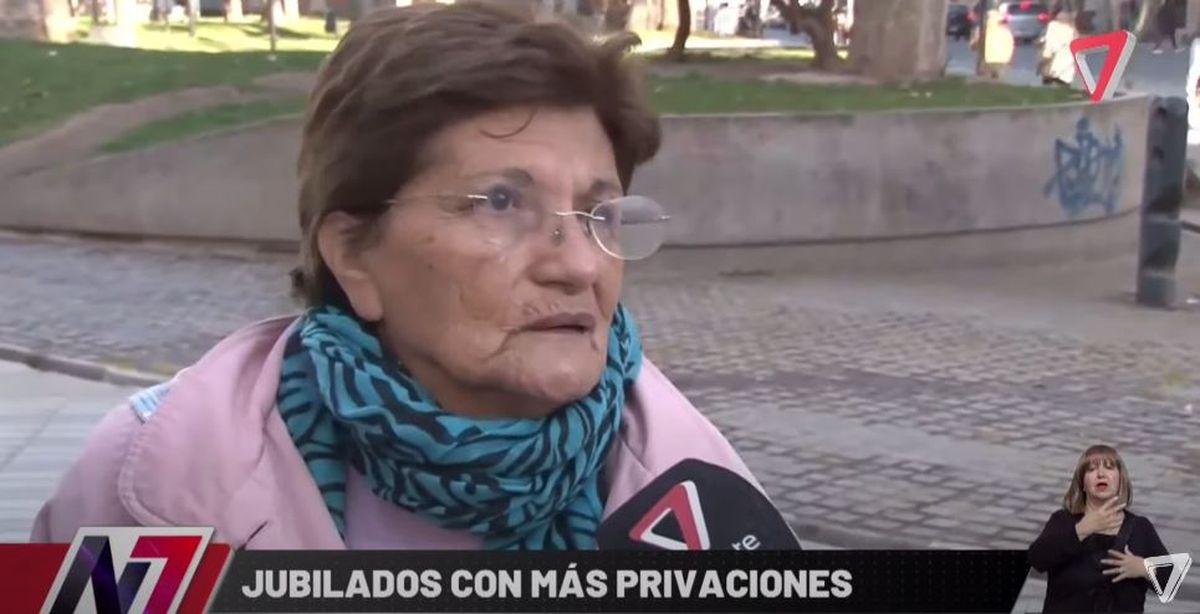 Los jubilados argentinos afrontan nuevos gastos a partir de este mes. Los jubilados argentinos afrontan nuevos gastos a partir de este mes.