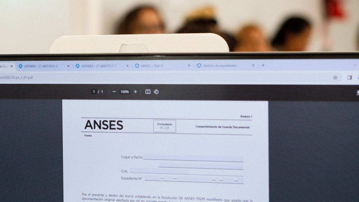 ANSES paga un bono extraordinario que supera los $180.000 en mayo. ANSES paga un bono extraordinario que supera los $180.000 en mayo.