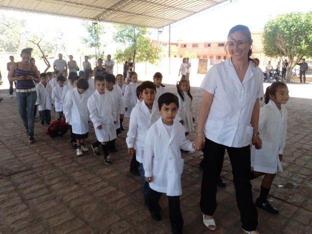 ¿Cuándo vuelven los chicos y los docentes a la escuela?