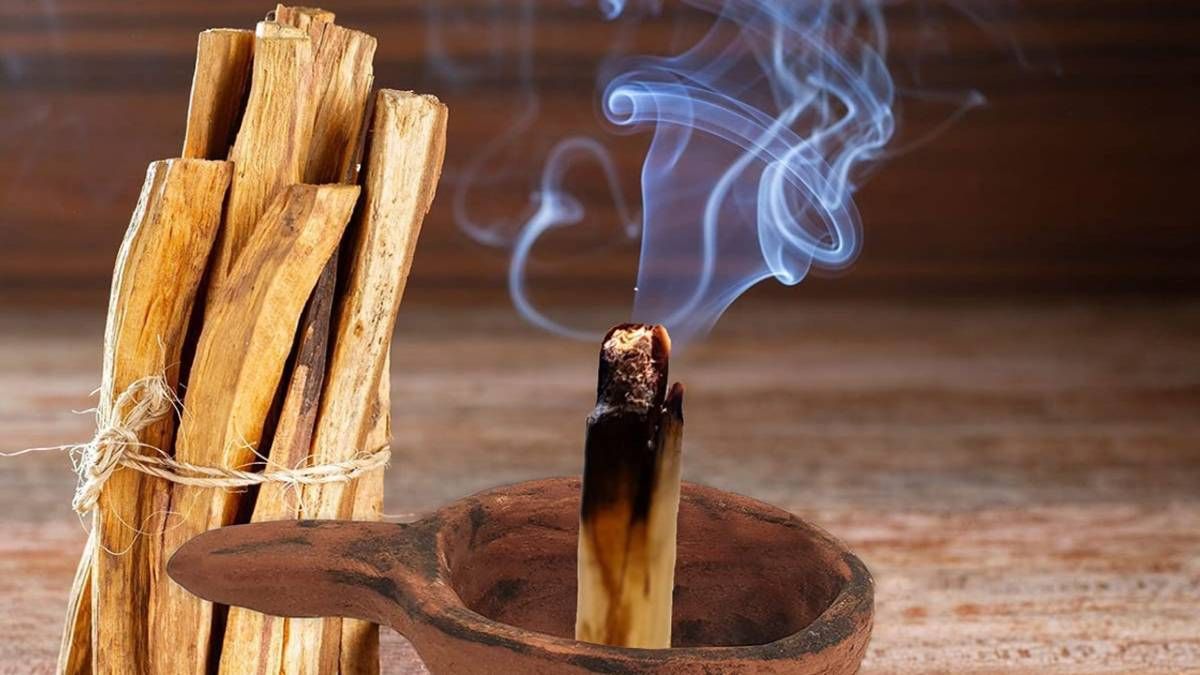 Feng Shui: cómo usar el Palo Santo para atraer dinero durante el 2024