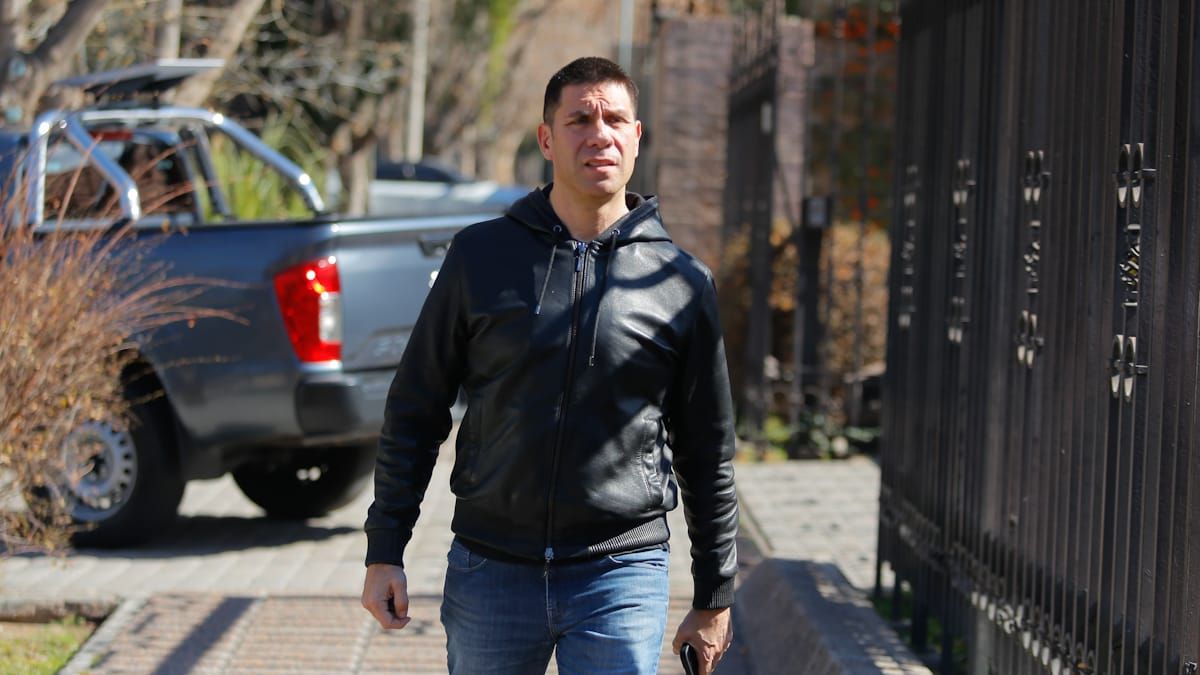 El presidente de La Libertad Avanza, Facundo Correa Llano no estaba del todo convencido de la conveniencia de aliarse con el PRO para competir en las 6 comunas que desdoblaron elecciones. El presidente de La Libertad Avanza, Facundo Correa Llano no estaba del todo convencido de la conveniencia de aliarse con el PRO para competir en las 6 comunas que desdoblaron elecciones.