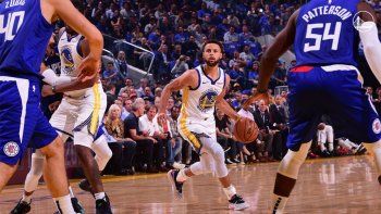 Los Ángeles Clippers superaron a Golden State el debut en el Chase Center