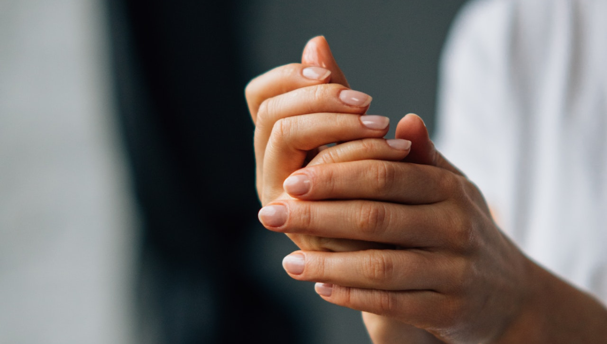 Manicura Clean Nails, el diseño de uña que arrasa a nivel mundial