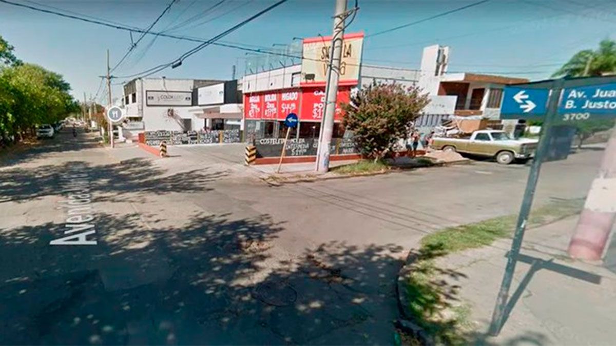 El hombre halló a la pequeña cuando circulaba por Juan B. Justo al 4.500, en barrio Panamericano.