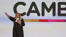 Carrió aludió a Fernández y dijo que están contando los días para ganar la elección