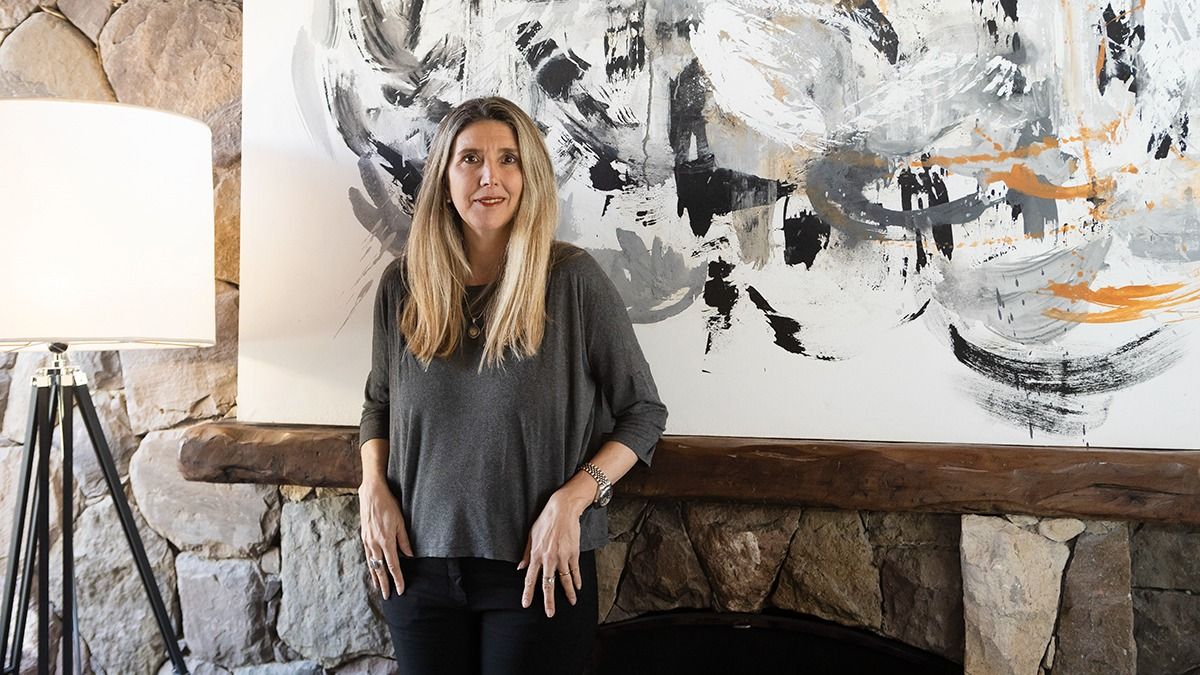 Belén Graffigna, administradora hotelera, se encarga de poner a punto los hoteles de Mendoza para su apertura. Belén Graffigna, administradora hotelera, se encarga de poner a punto los hoteles de Mendoza para su apertura.