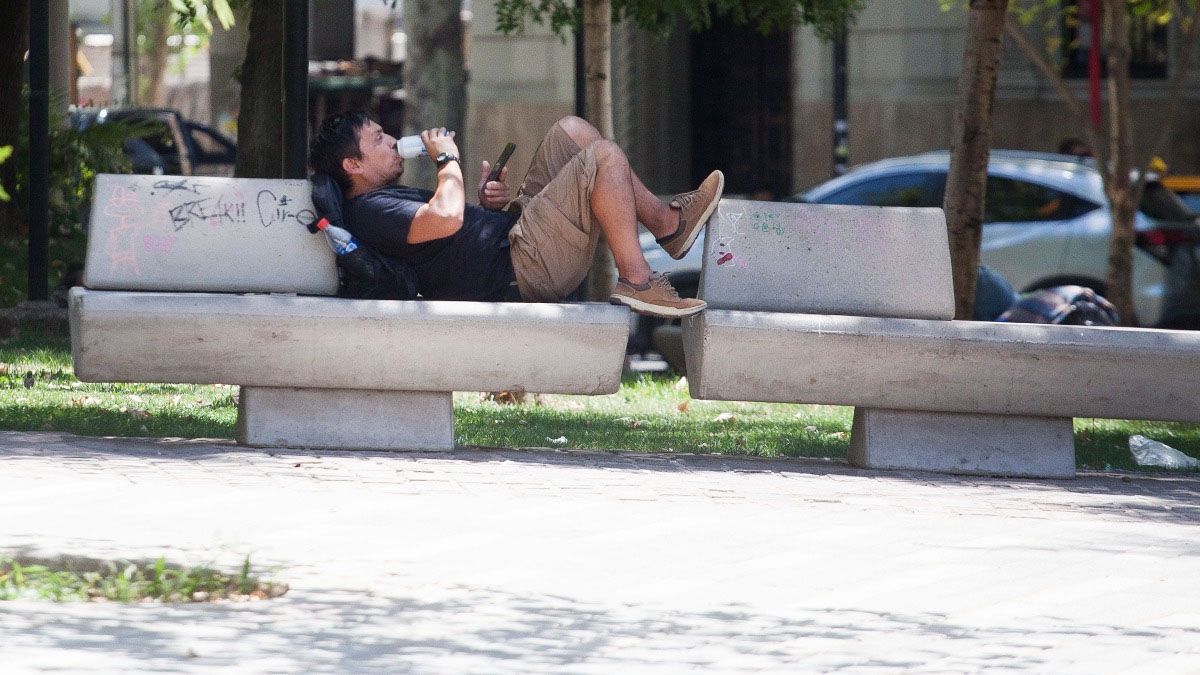 El calor agobiante predominó en esta semana con temperaturas muy elevadas y atípicas para la época. El calor agobiante predominó en esta semana con temperaturas muy elevadas y atípicas para la época.