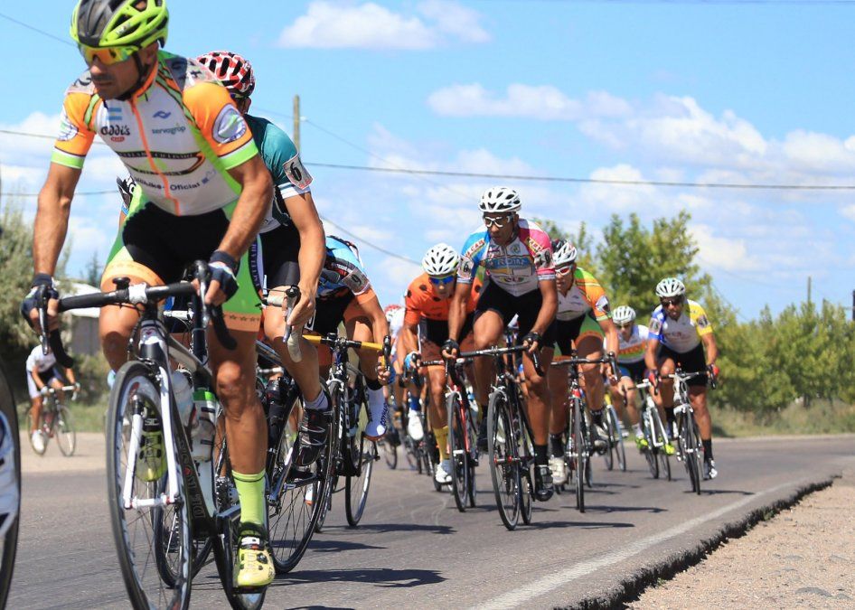 Se corre la 1° etapa de la Vuelta de San Rafael