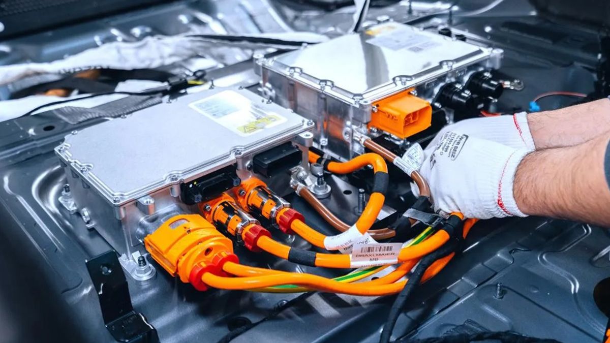 Autos electrónicos: una