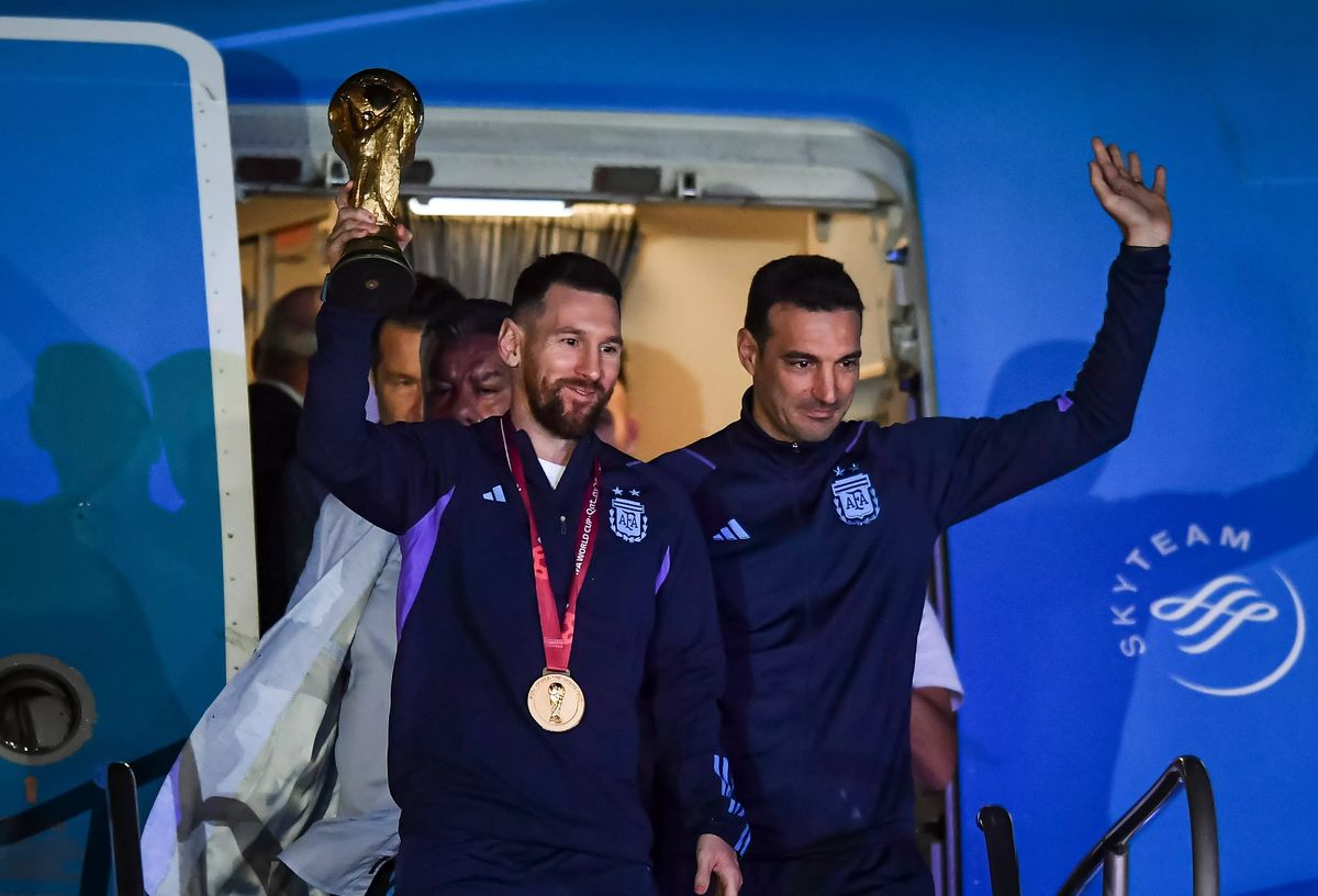 Los Lioneles. Messi y Scaloni, referentes de la Selección Argentina campeona del mundo en 2022. Foto: archivo Los Lioneles. Messi y Scaloni, referentes de la Selección Argentina campeona del mundo en 2022. Foto: archivo