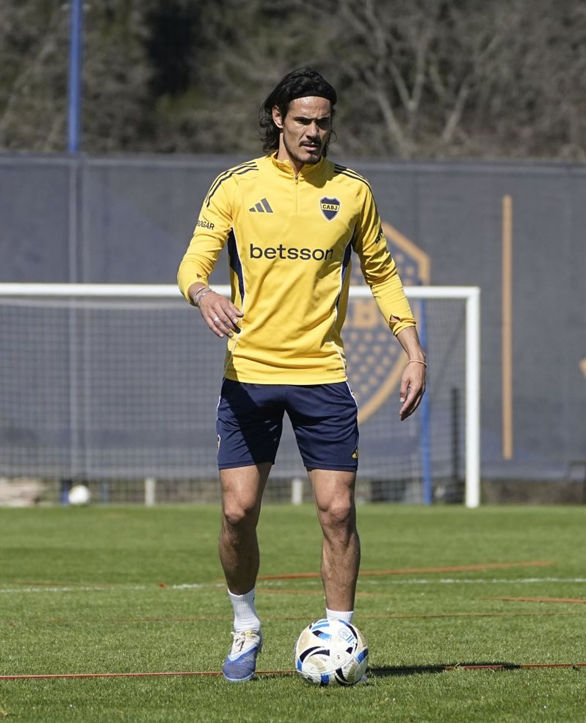 Edinson Cavani volvió a lesionarse y se perderá un nuevo partido de Boca.