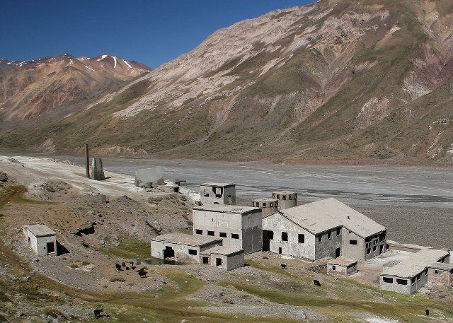 Parte de la obra que se proyectó para el Paso Las Leñas. Parte de la obra que se proyectó para el Paso Las Leñas.