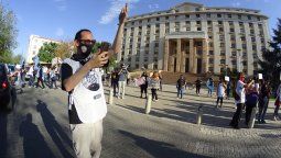 El titular del SUTE, Sebastián Henríquez, defendió la labor de los docentes en esta etapa de clases virtuales por la pandemia.