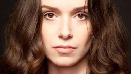 Está en Netflix, tiene 10 capítulos y es la mejor serie basada en novelas