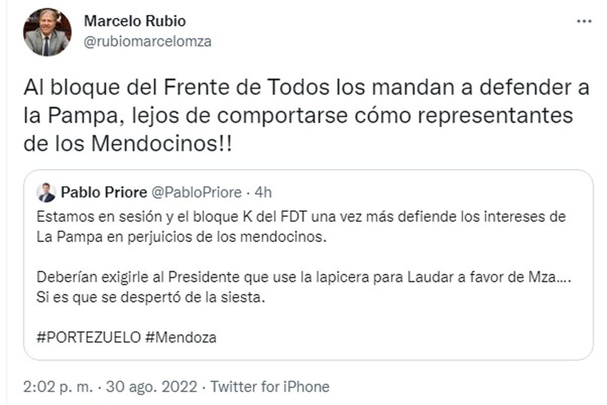 El Senado deja espacio para algunos tuits.