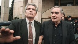 Eduardo Enrique Massera, que irá a juicio por el despojo de terrenos en Chacras de Coria, y su padre, el genocida Emilio Eduardo Massera.