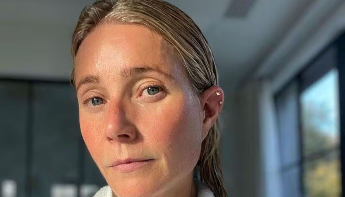 Gwyneth Paltrow es una de las famosas que se suma a esta tendencia. De hecho, ella misma tiene una marca de estilo de vida y bienestar llamada Goop. Gwyneth Paltrow es una de las famosas que se suma a esta tendencia. De hecho, ella misma tiene una marca de estilo de vida y bienestar llamada Goop.
