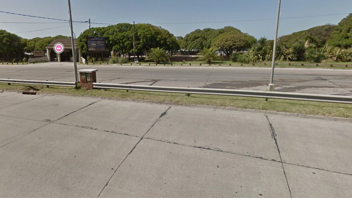 El ingreso al balneario Horizonte Club de Playa, donde se produjo la pelea y fue asesinado un hombre a balazos