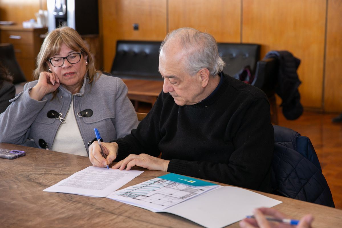 El padre Marcelo de Benedectis, delegado episcopal para la Pastoral Social del Arzobispado de Mendoza. El padre Marcelo de Benedectis, delegado episcopal para la Pastoral Social del Arzobispado de Mendoza.