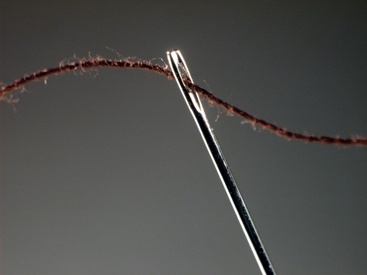 La moneda del kit de costura facilitará tu trabajo como costurero. La moneda del kit de costura facilitará tu trabajo como costurero.