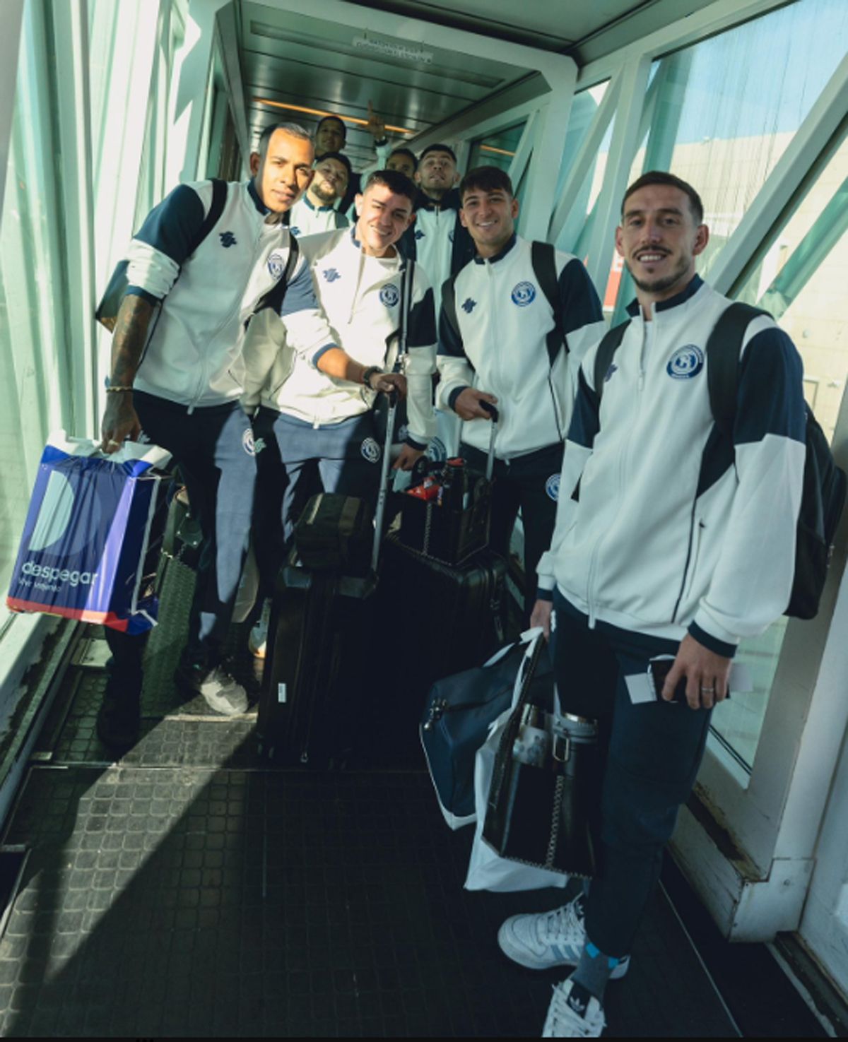 Independiente Rivadavia tendrá un viaje más en la fase de grupos de la Copa Libertadores. Independiente Rivadavia tendrá un viaje más en la fase de grupos de la Copa Libertadores.
