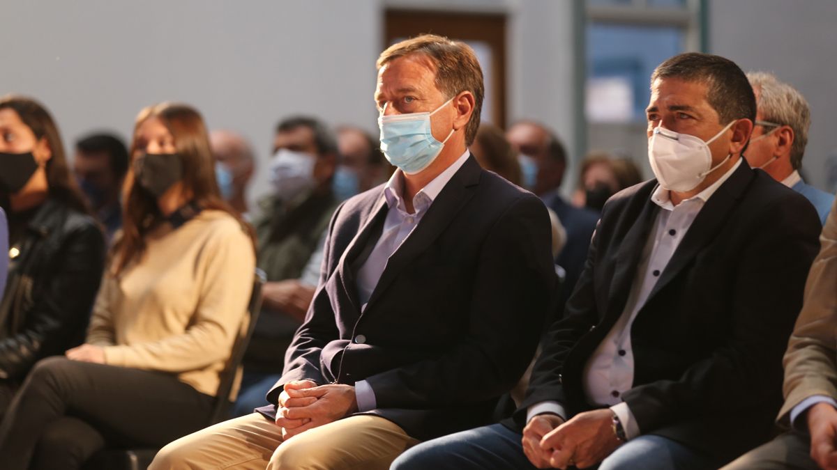 Rodolfo Suarez y el intendente de General Alvear, Walther Marcolini, anunciaron las obras de remodelación y refuncionalización de la guardia del Hospital Enfermeros Argentinos.