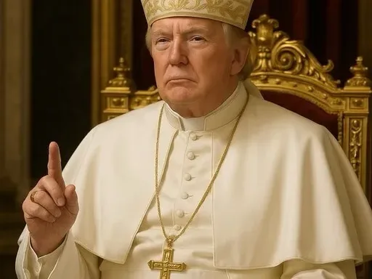 La imagen generada por Inteligencia Artificial que muestra a Donald Trump vestido de papa. La imagen generada por Inteligencia Artificial que muestra a Donald Trump vestido de papa.